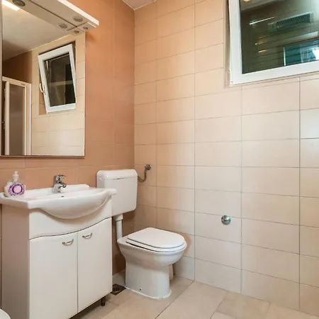 Holiday home Gorgeous In With House Sea View