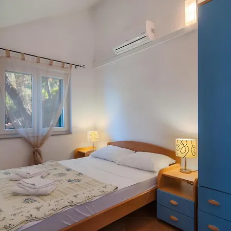 Gorgeous In With House Sea View Holiday home Zarace